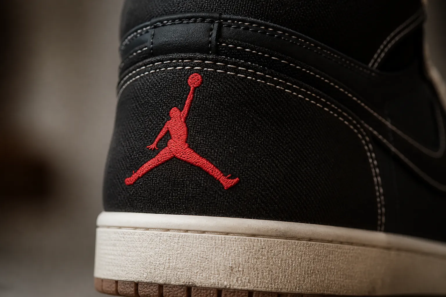 Classic Jumpman logo embroidered on a premium sneaker heel with crisp detailing and shadow effect